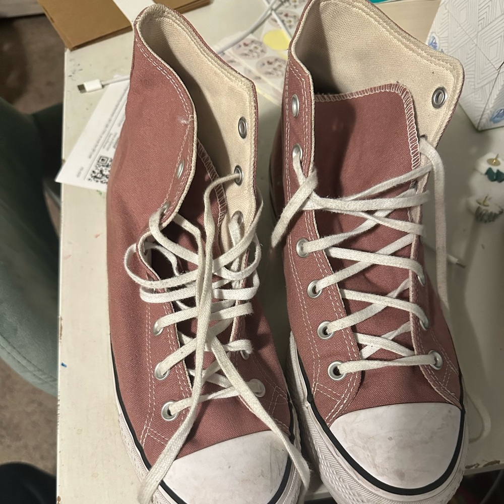 Mauve Converse platform high tops